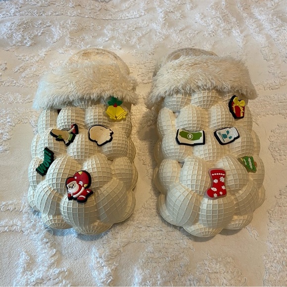 Source Unknown Shoes - BUBBLE CLOGS Women's Sz 9-10 Loungewear Lagen Relaxed Leisure Cartoonish Playful